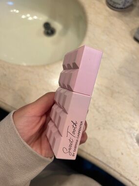 Sweet Tooth Perfume by Sabrina Carpenter